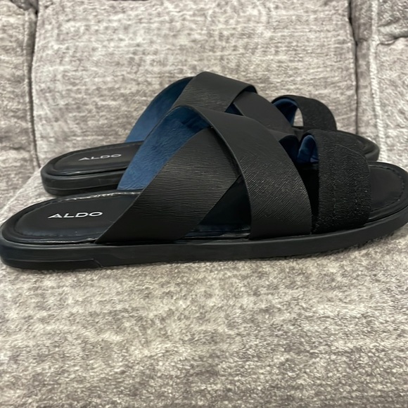 Men’s ALDO ZIEDU Black Crisscross Slides, Size 9….NEW! - Picture 1 of 10